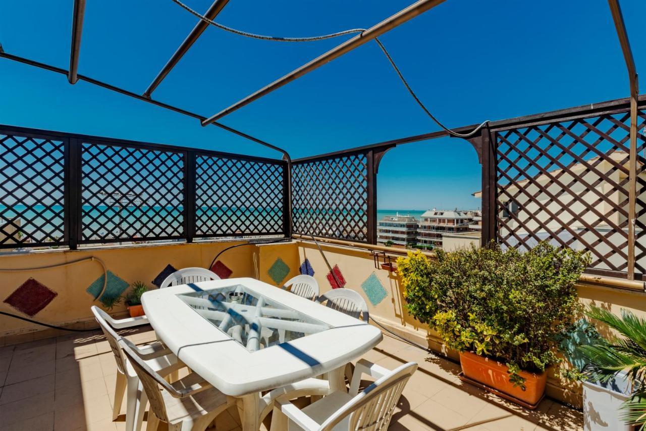 Appartamento Polo Natatorio Lido di Ostia Exterior foto